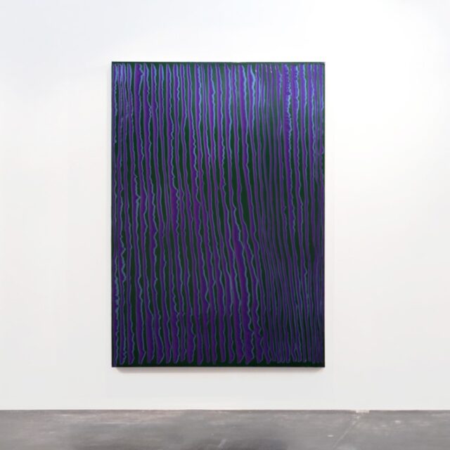 Kunsthaus Kaufbeuren, Ausstellungsansicht 1. OG, mit dem Werk LILA Z, B 250218, 2018, Öl auf Leinwand, 240 x 170 cm, Courtesy Walter Storms Galerie, München