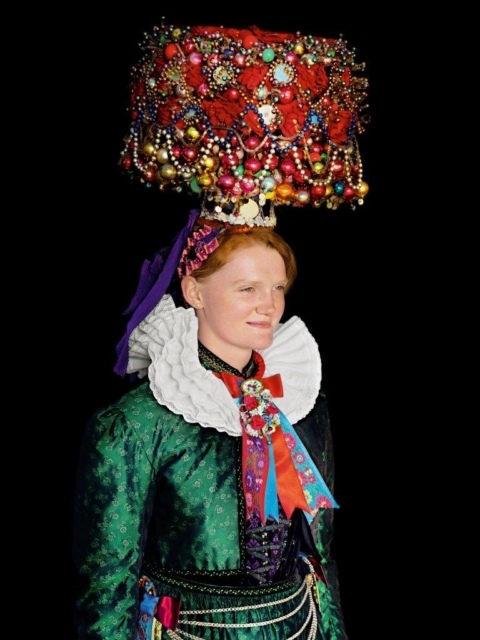 Gregor Hohenberg, St. Georgener Tracht, Fotografie, 2015